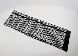 Michael Kors Scarf Black White Reverse Logo Pattern Knitted New